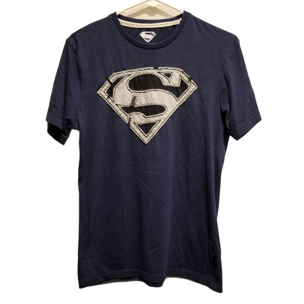 Distressed Logo Superman Men's Tshirt